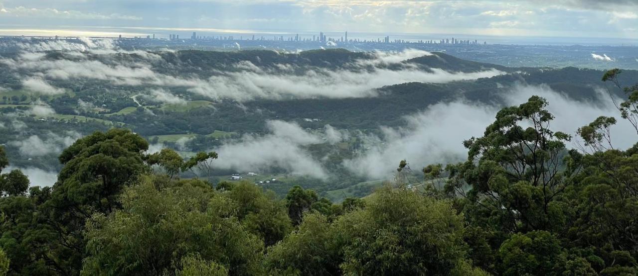 Mountain Living With Ocean Views Villa Mount Tamborine Exterior foto