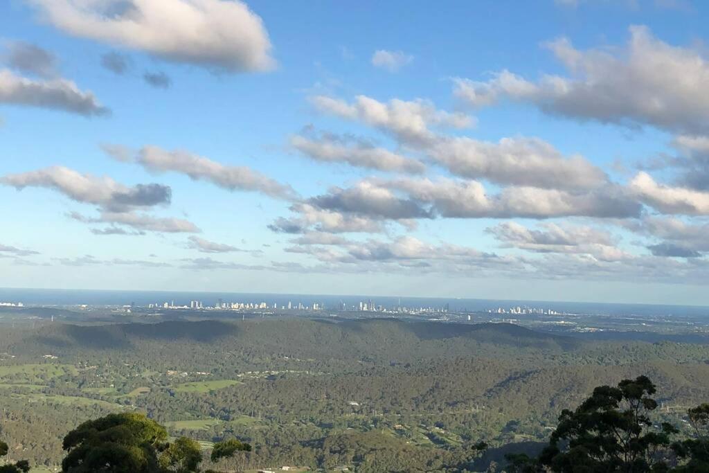 Mountain Living With Ocean Views Villa Mount Tamborine Exterior foto